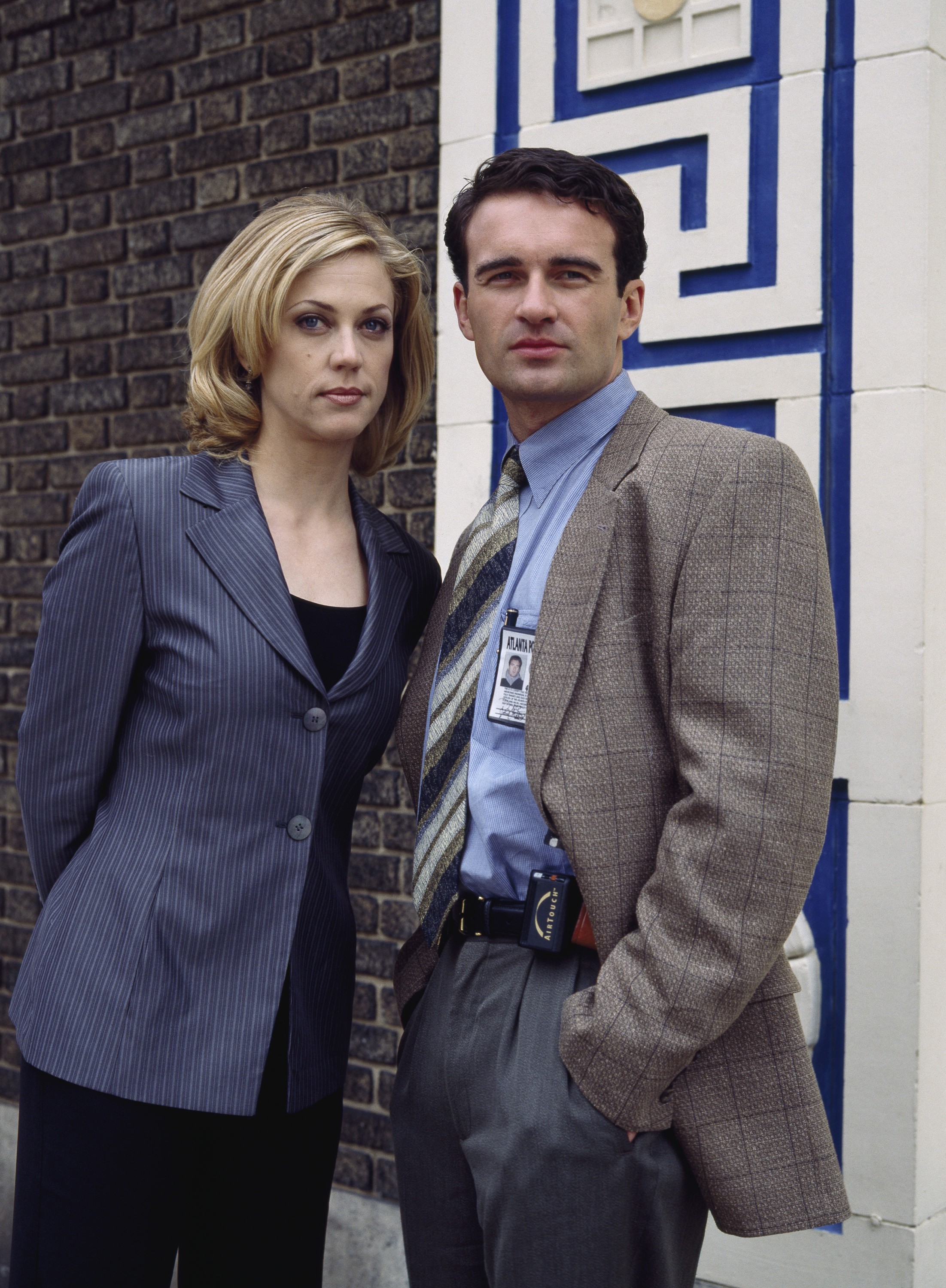 Julian McMahon and Ally Walker in the 1993 series Profiler