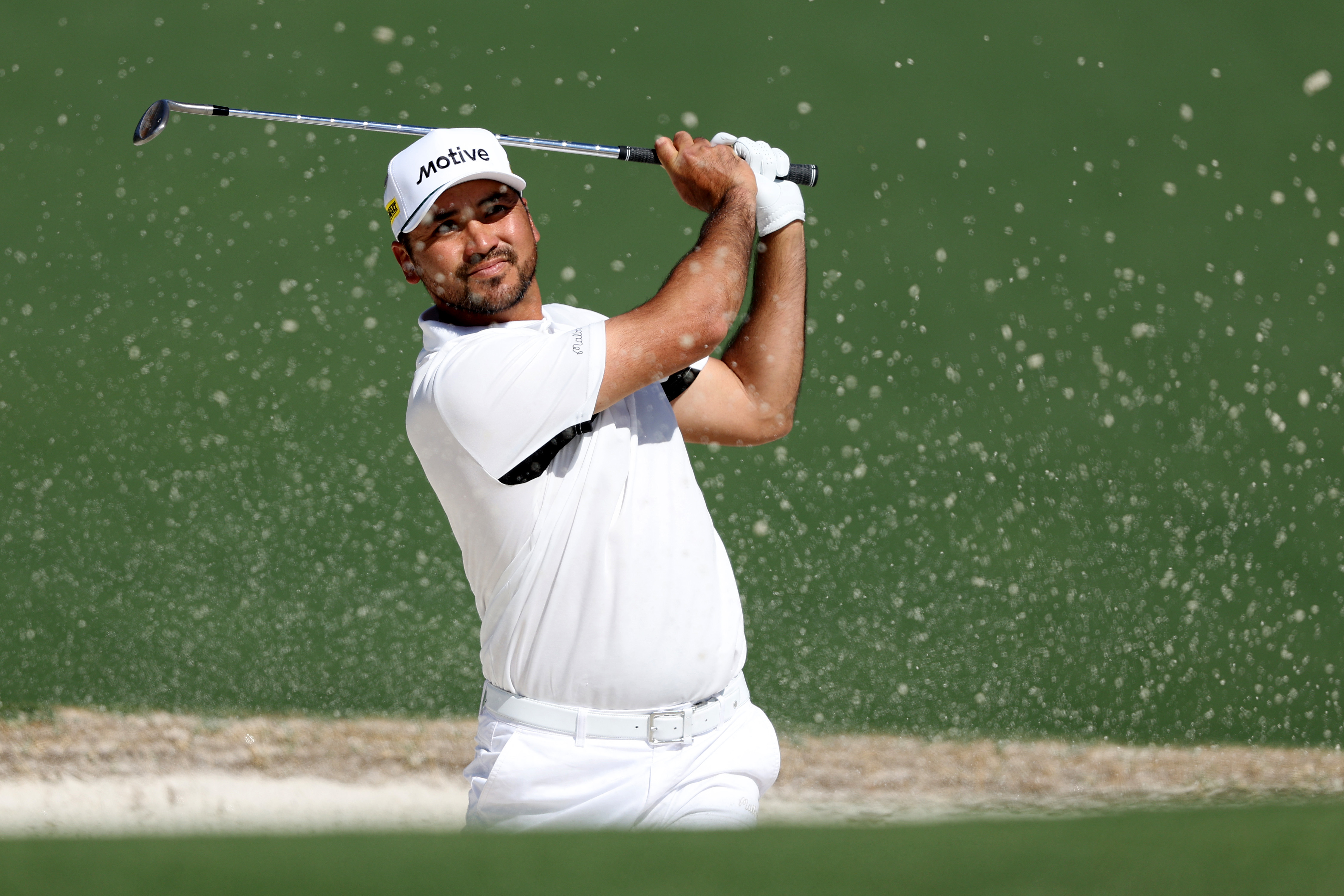  Jason Day of Australia plays his shot from the bunker on the second hole during the final round of the 2024 Masters Tournament. (Photo by Warren Little/Getty Images)