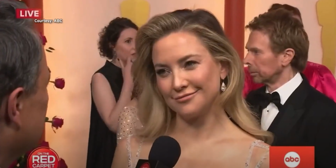 Kate Hudson corrects reporter who thought she'd won an Oscar.