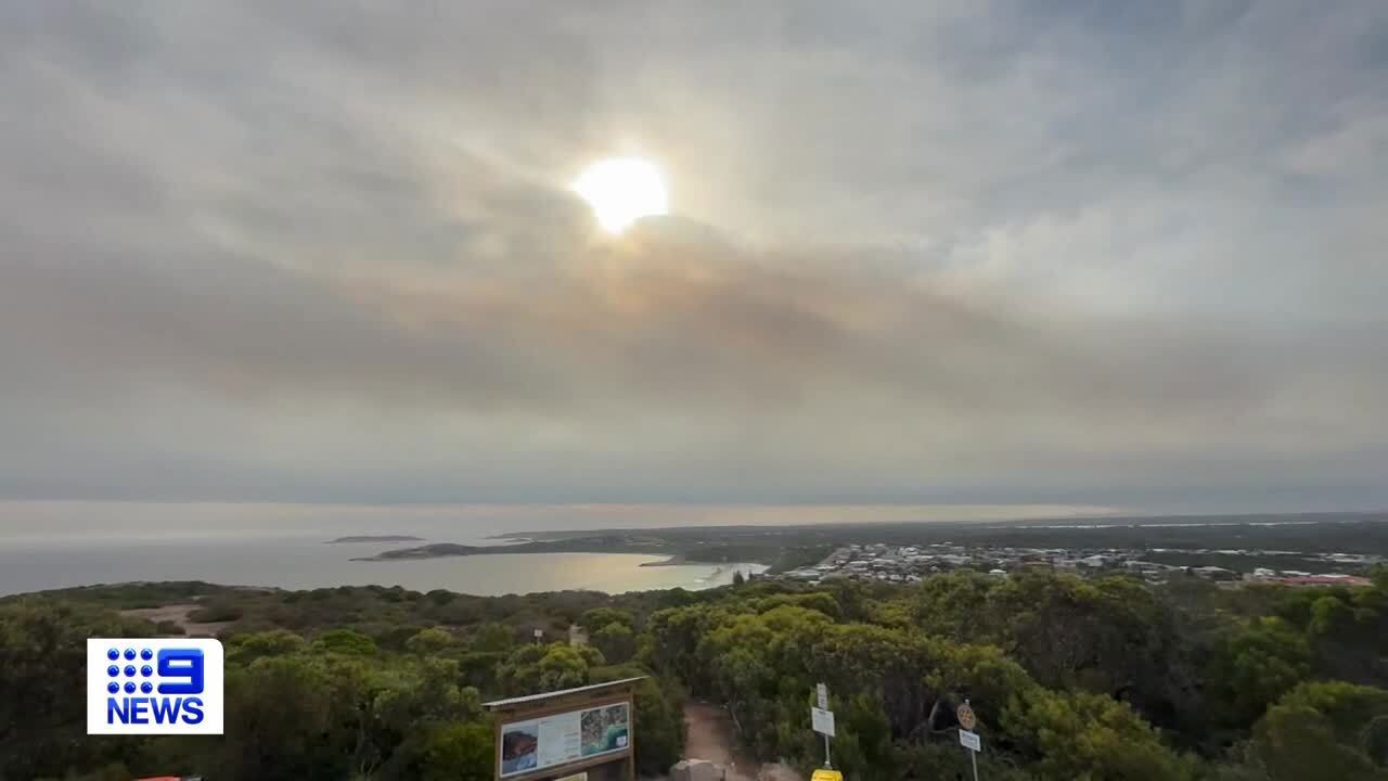 Volunteer firefighter dies while responding to a bushfire in Esperance