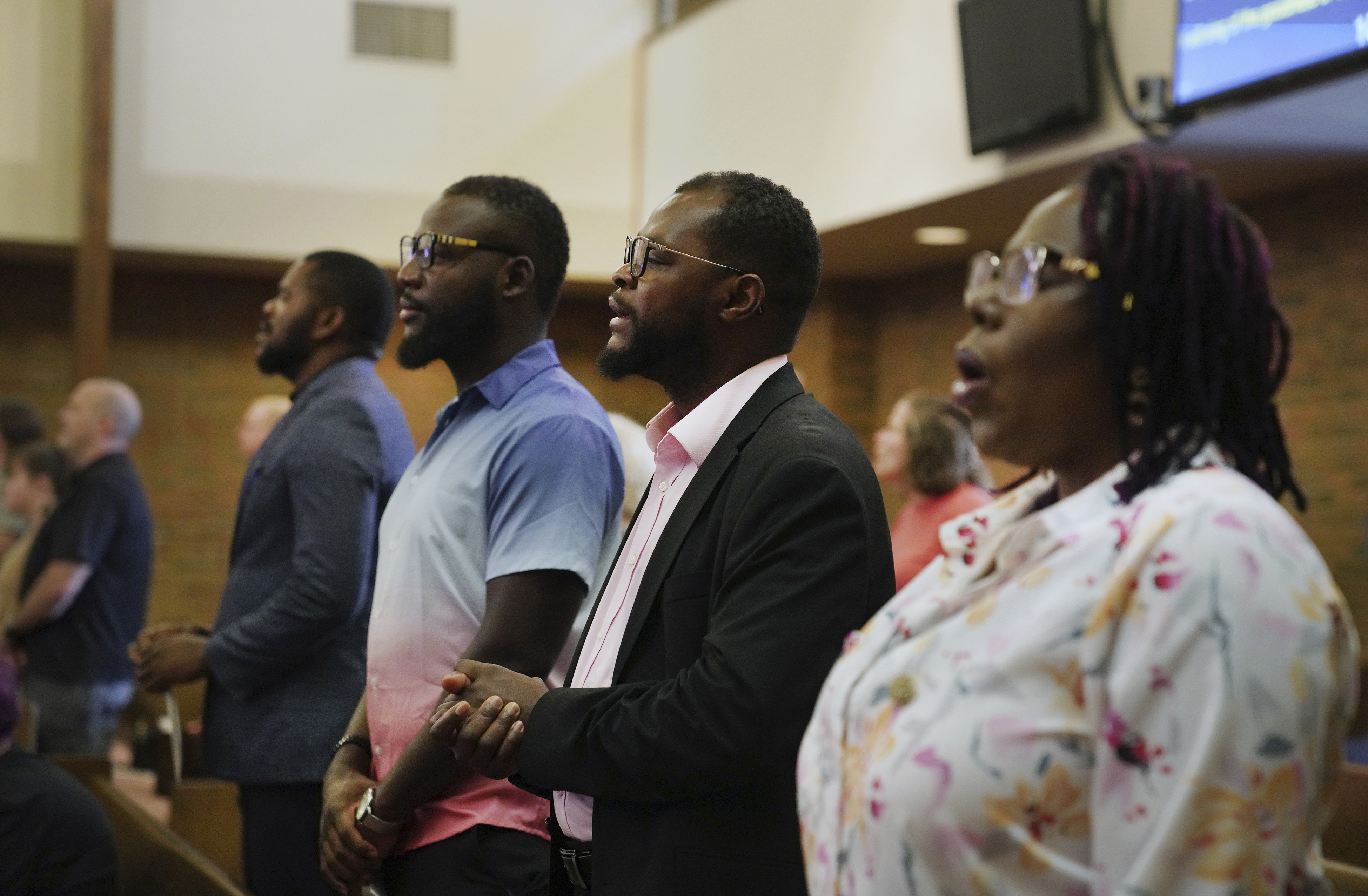 JD Vance defiende el rumor infundado sobre inmigrantes haitianos que se comen a sus mascotas