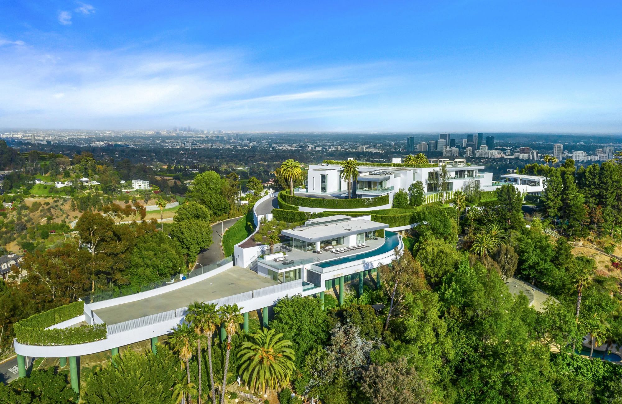 America's largest and most expensive home The One set for March 3 auction with a US$295 million list price