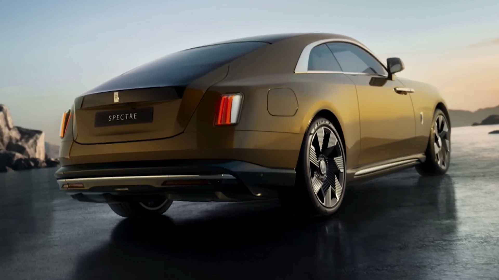 , Rolls Royce unveils first electric vehicle, #Bizwhiznetwork.com Innovation ΛＩ
