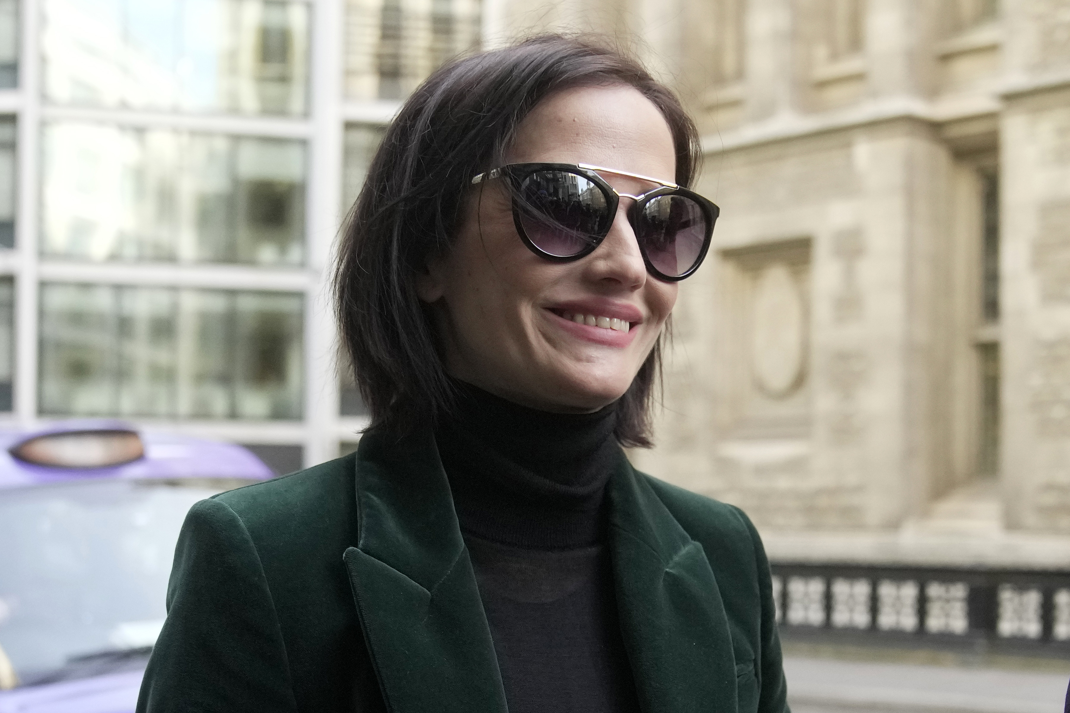 La actriz francesa Eva Green gana $ 1 millón en una disputa sobre la 'película B'