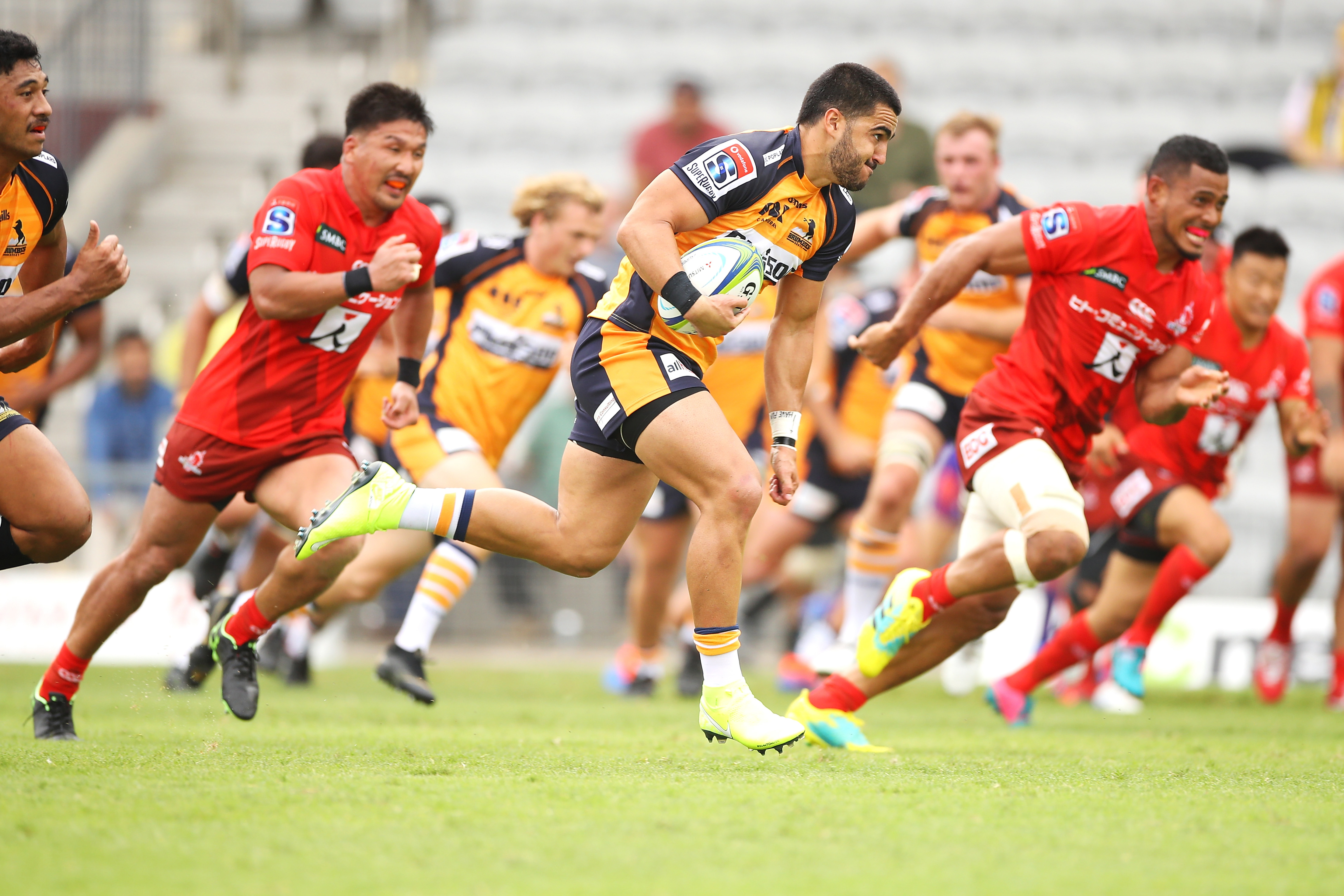 Tom Wright of the Brumbies makes a break during the round six Super Rugby match between the Sunwolves and the Brumbies in 2020.