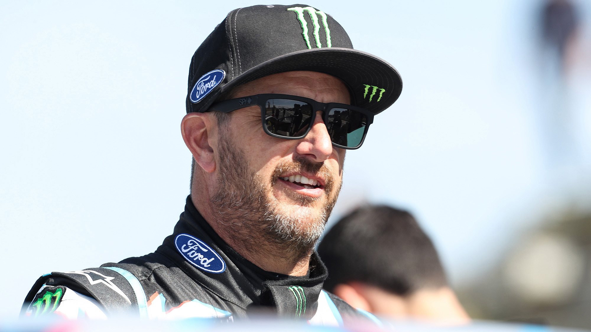 El piloto de rallies profesional y estrella de YouTube Ken Block murió en un accidente de motonieve el lunes, anunció su equipo Hoonigan Racing.  Tenía 55 años.