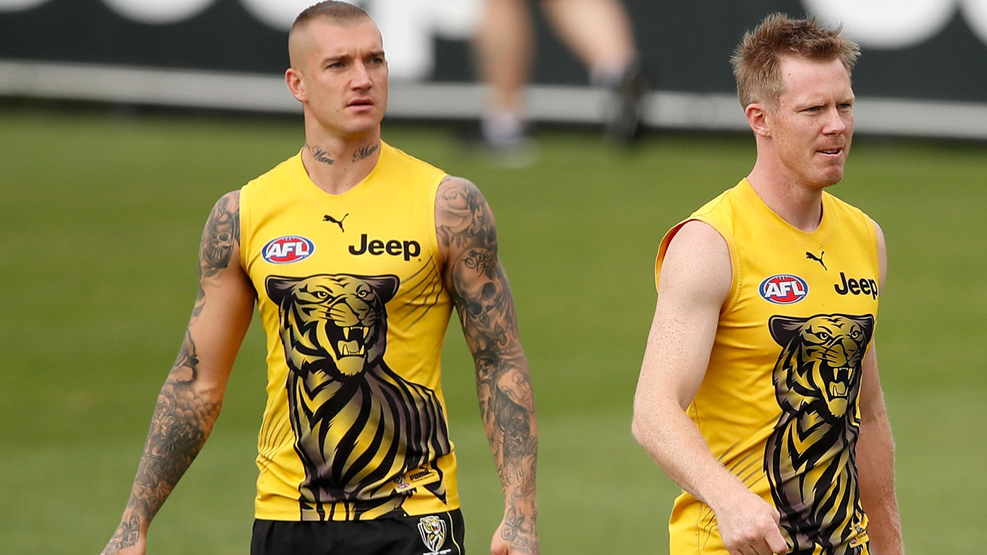 AFL teams in Victoria can train in large groups, Premier Daniel Andrew