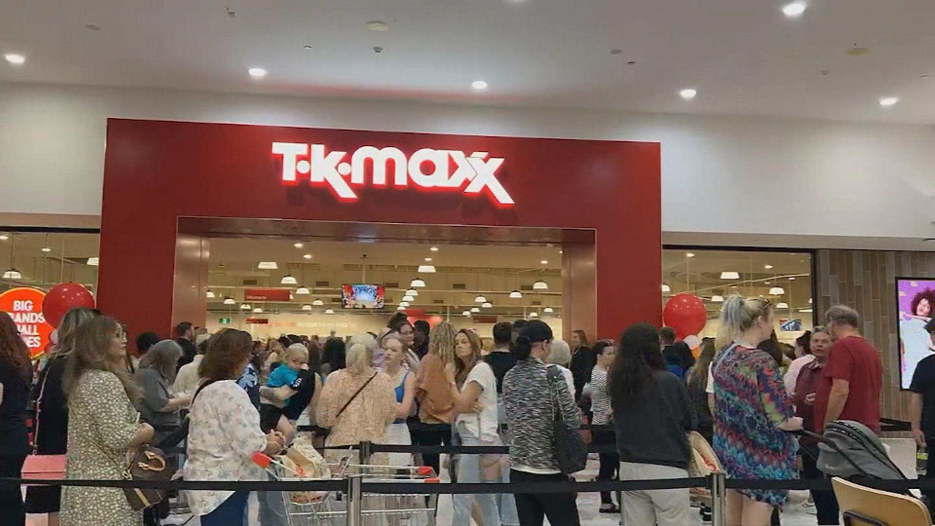 We Compared TJ Maxx in the US Vs. TK Maxx in the UK