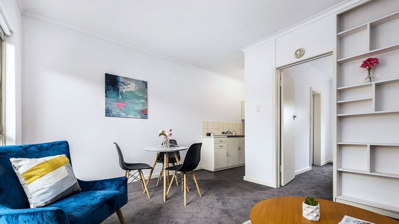 6/143 Booran Road, Caulfield South Domain apartment sold