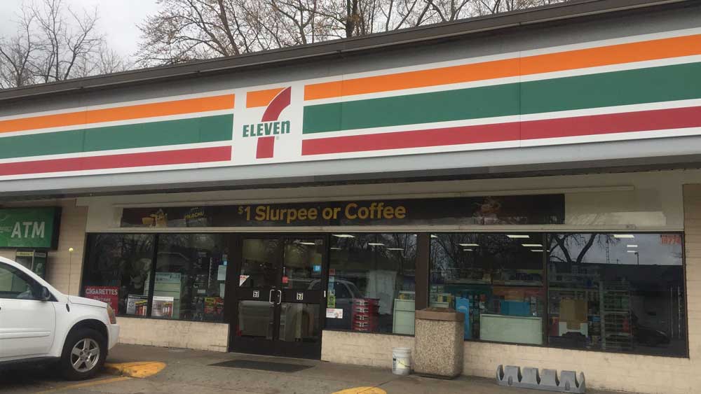 job for me 7 eleven retail