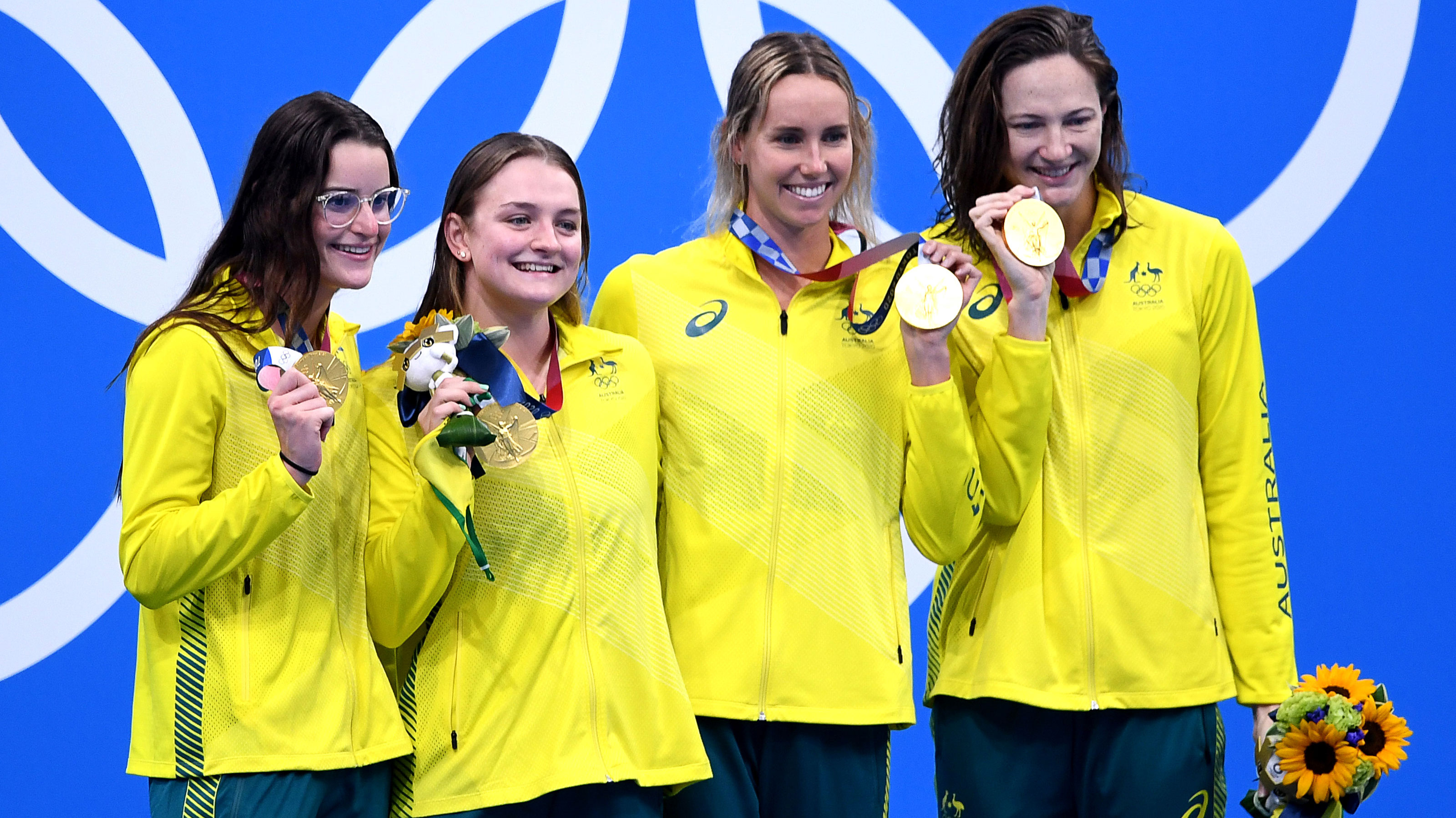 Tokyo Olympics 2021 Australia 4x100m medley relay win gold, set