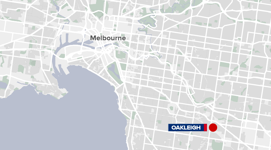 Machete attack on group in Melbourne hospitalises man