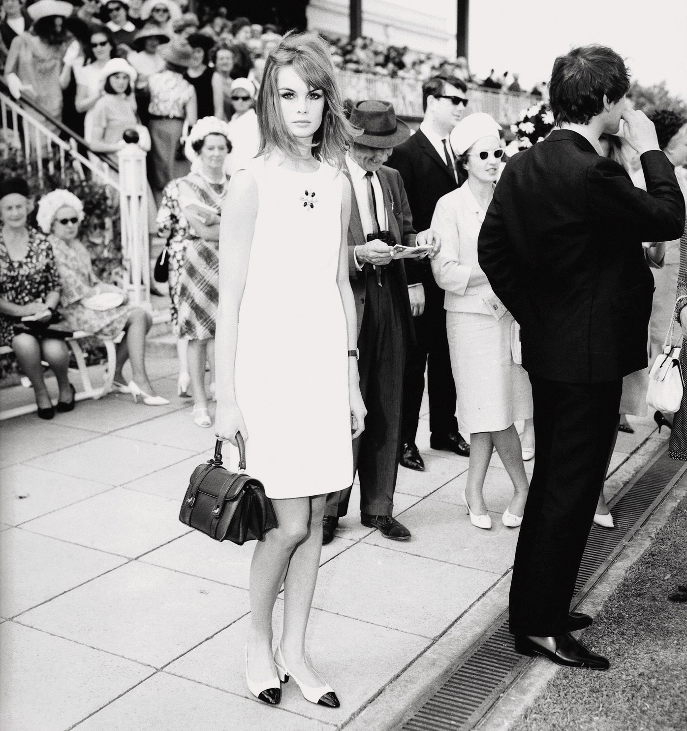 Jean shrimpton 2025 mini dress