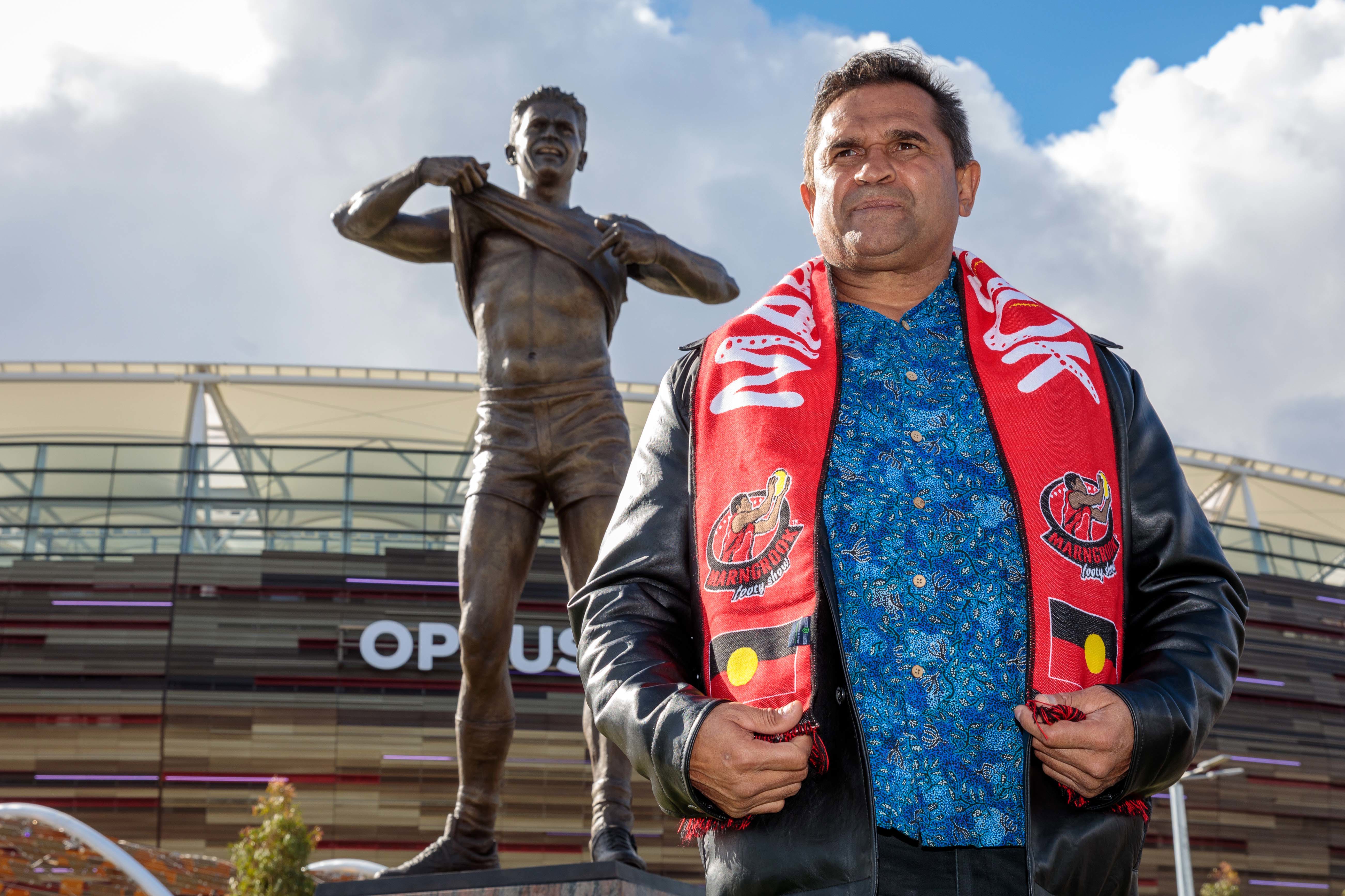 Nicky Winmar asks to co-lead AFL racism class action