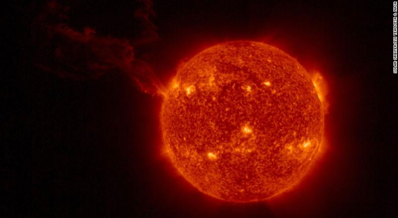 he Solar Orbiter spacecraft, operated by NASA and the European Space Agency, captured a giant solar eruption on February 15. This is the largest solar prominence eruption ever observed in a single image together with the full solar disc.
