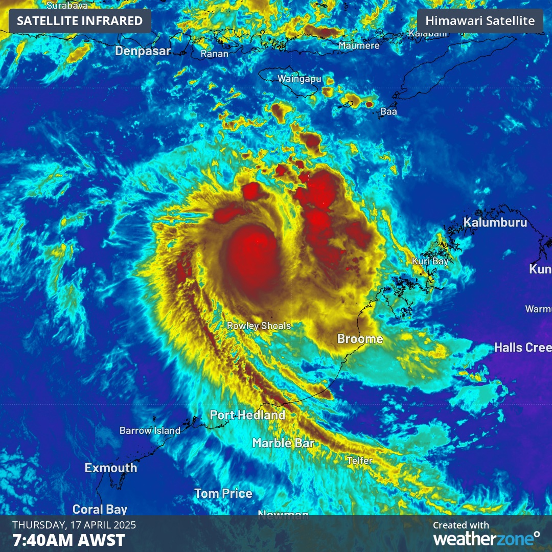 Cyclone Errol is forecast to make landfall on Good Friday.