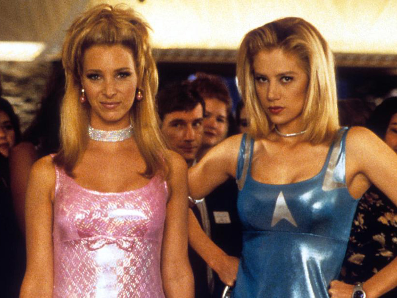 Lisa Kudrow and Mira Sorvino in Romy and Michele's High School Reunion.