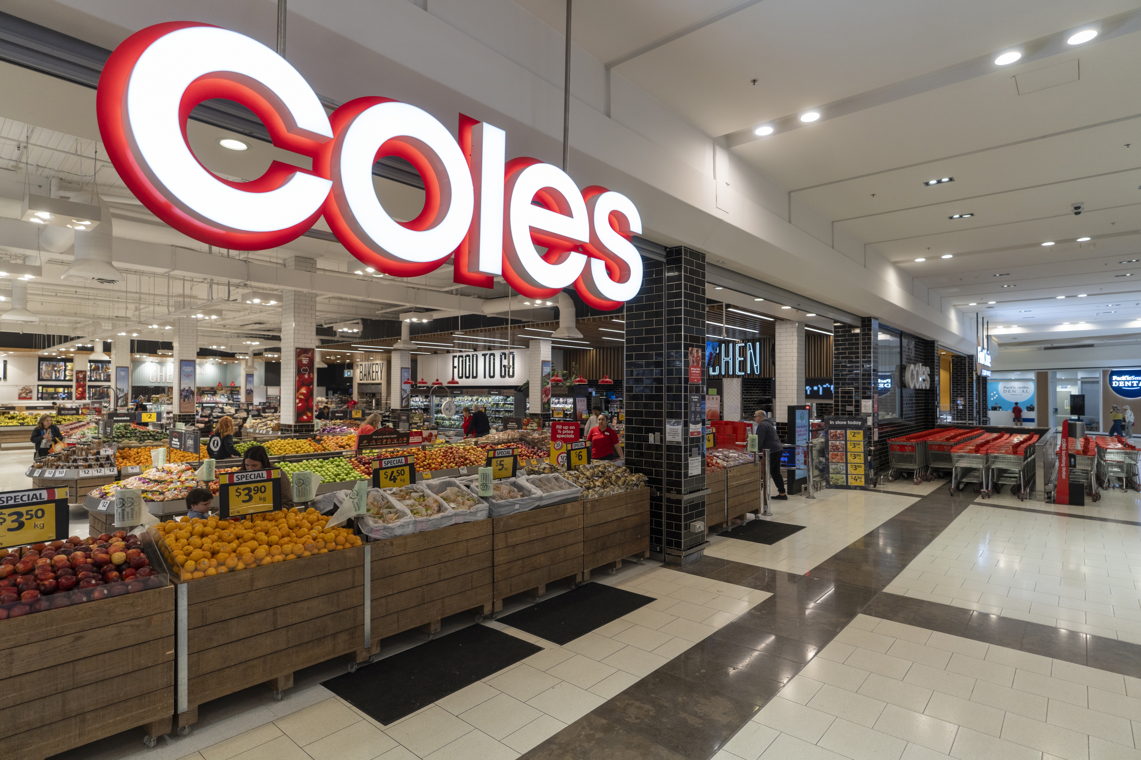 Organised crime targeting Coles with wave of shoplifting