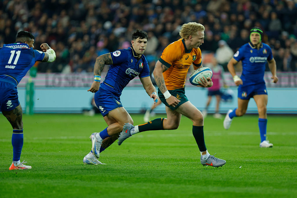 Carter Gordon of Australia plays.