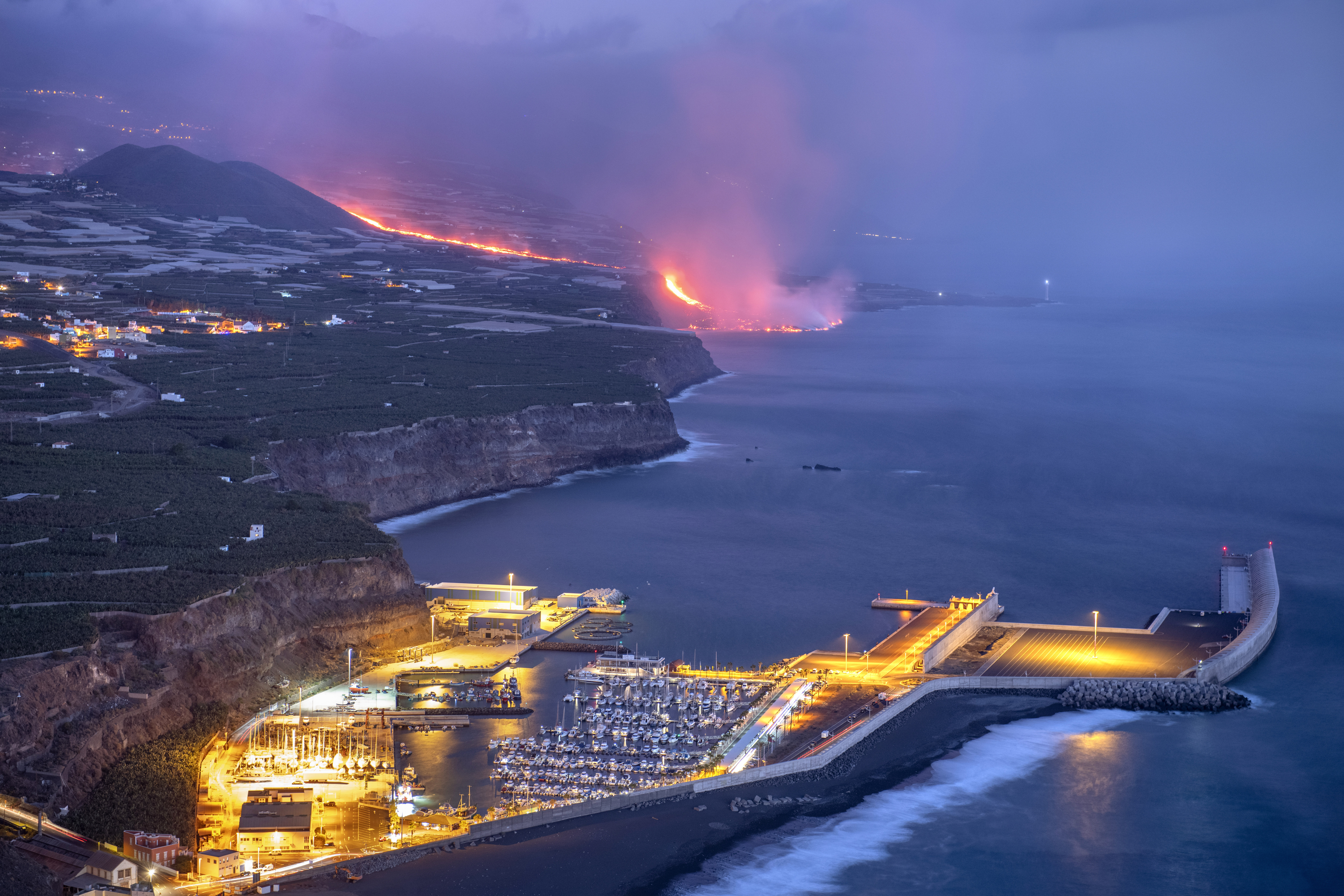 A volcano on Spains Canary Islands wiped out hundreds of homes and forcing the evacuation of thousands of residents.
