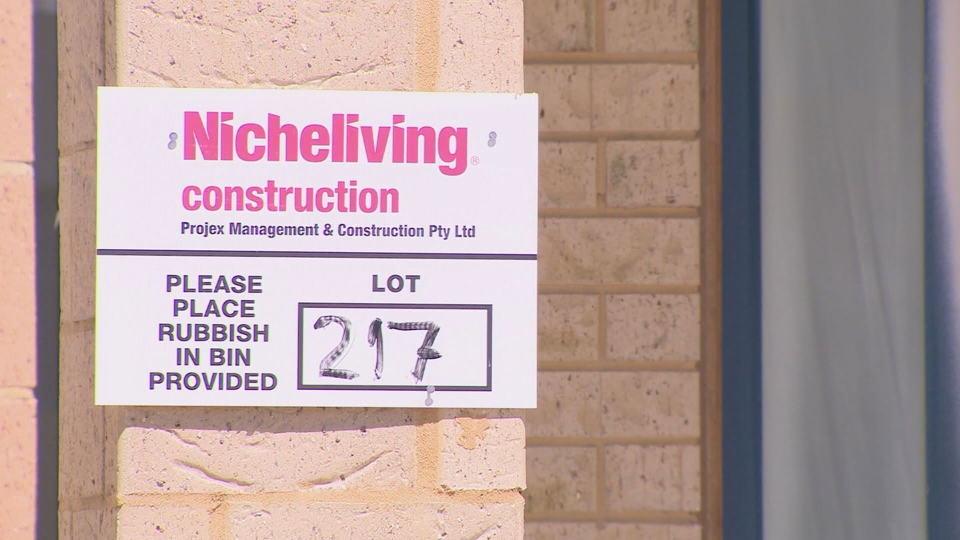 Embattled home builder Nicheliving has reached a deal with the Western Australian government after leaving hundreds of customers with unfinished homes.