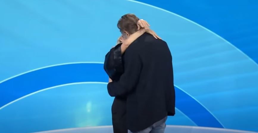 Pamela Anderson and Liam Neeson stage a kiss on the US Today Show