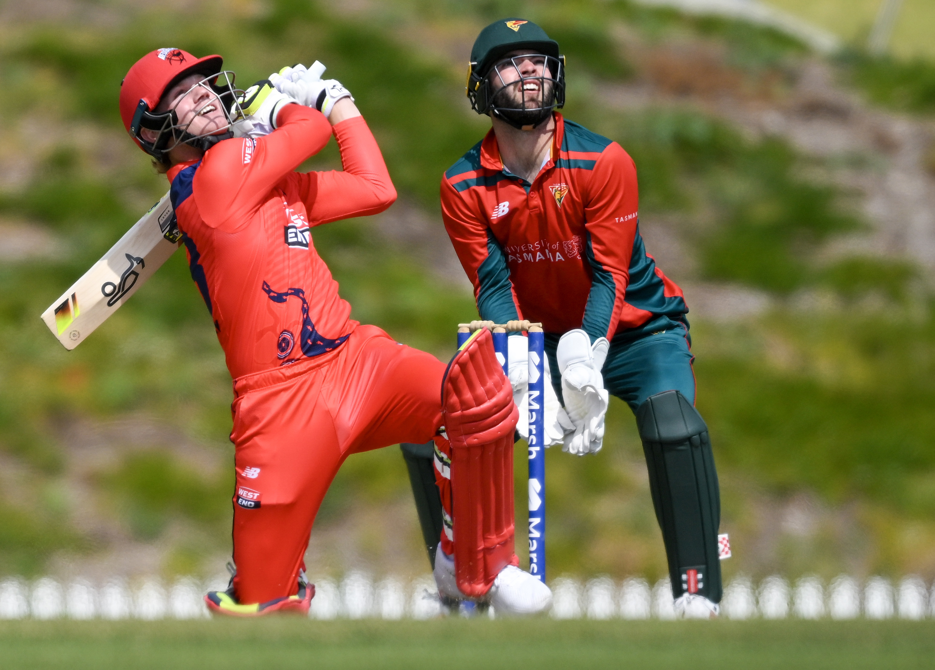 Jake Fraser-McGurk of the Redbacks hits six.