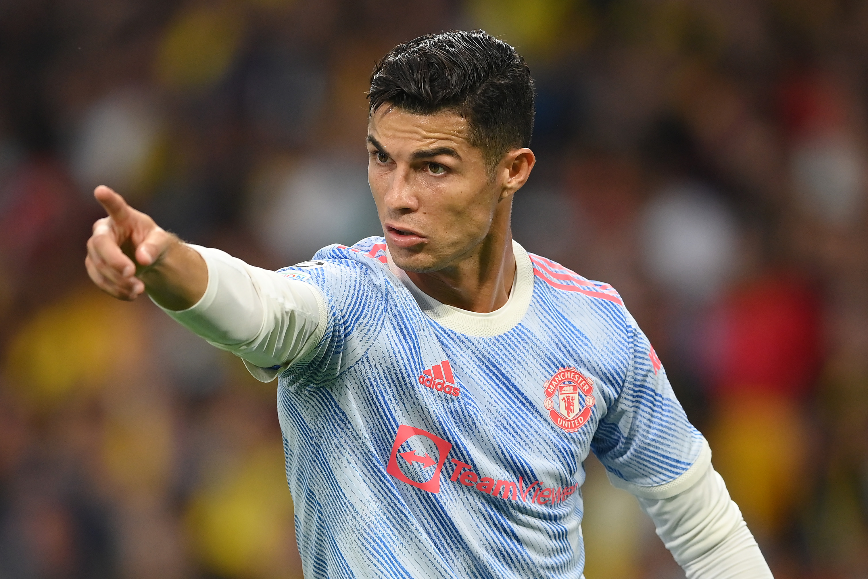 Why Cristiano Ronaldo gave his shirt to a steward after Young Boys