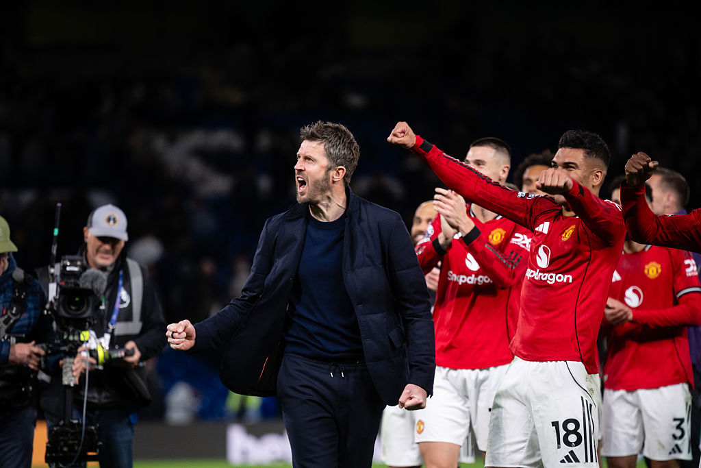 Michael Carrick of Manchester United celebrates after a win against Chelsea.