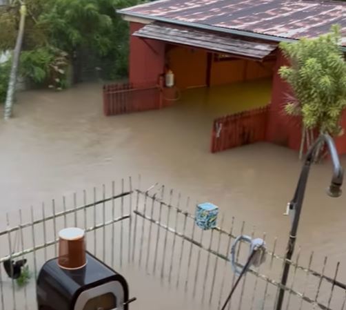 Flooding in Palmer Street, Ingham