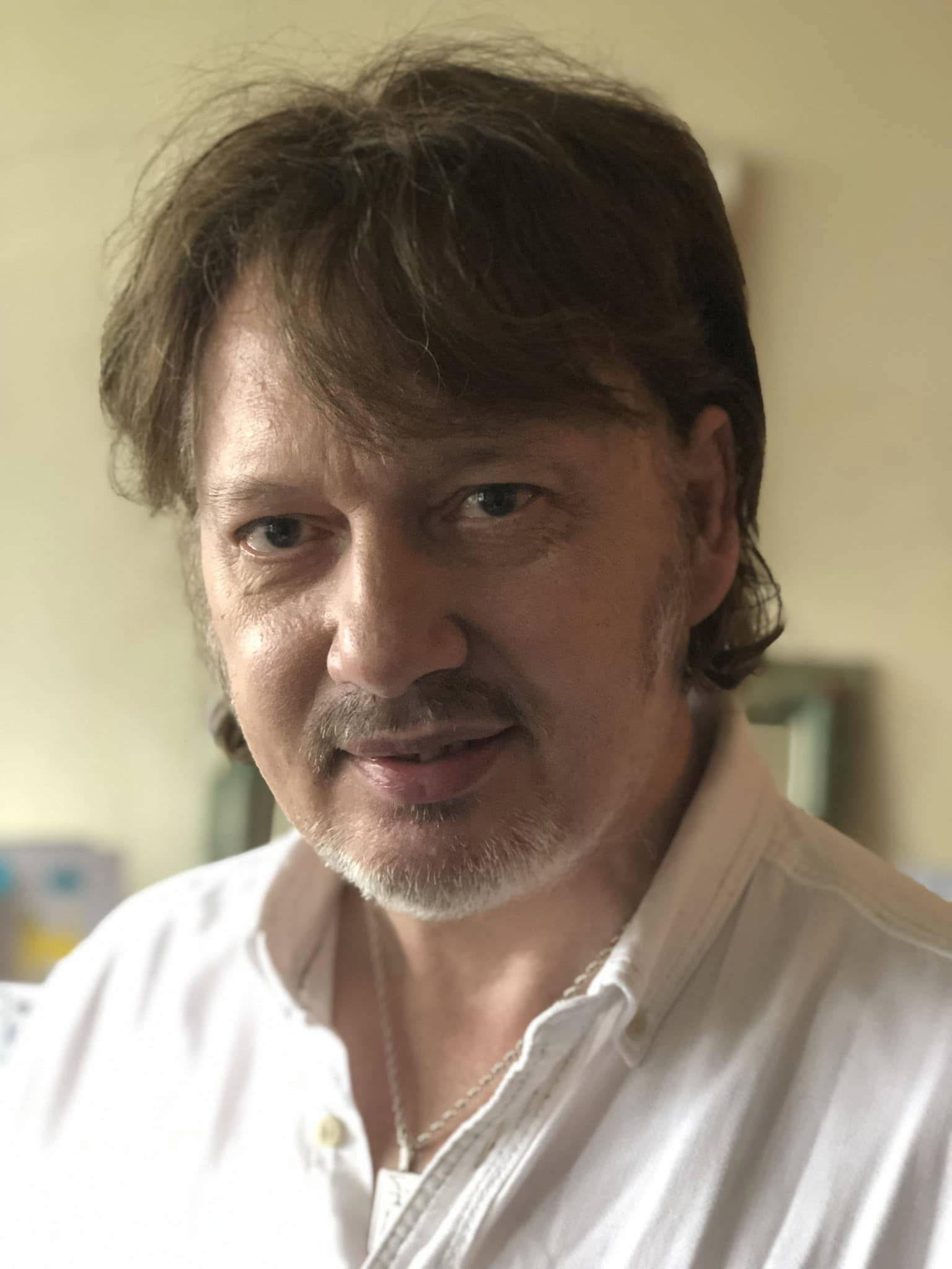 Andy Leek of Dexys Midnight Runners 