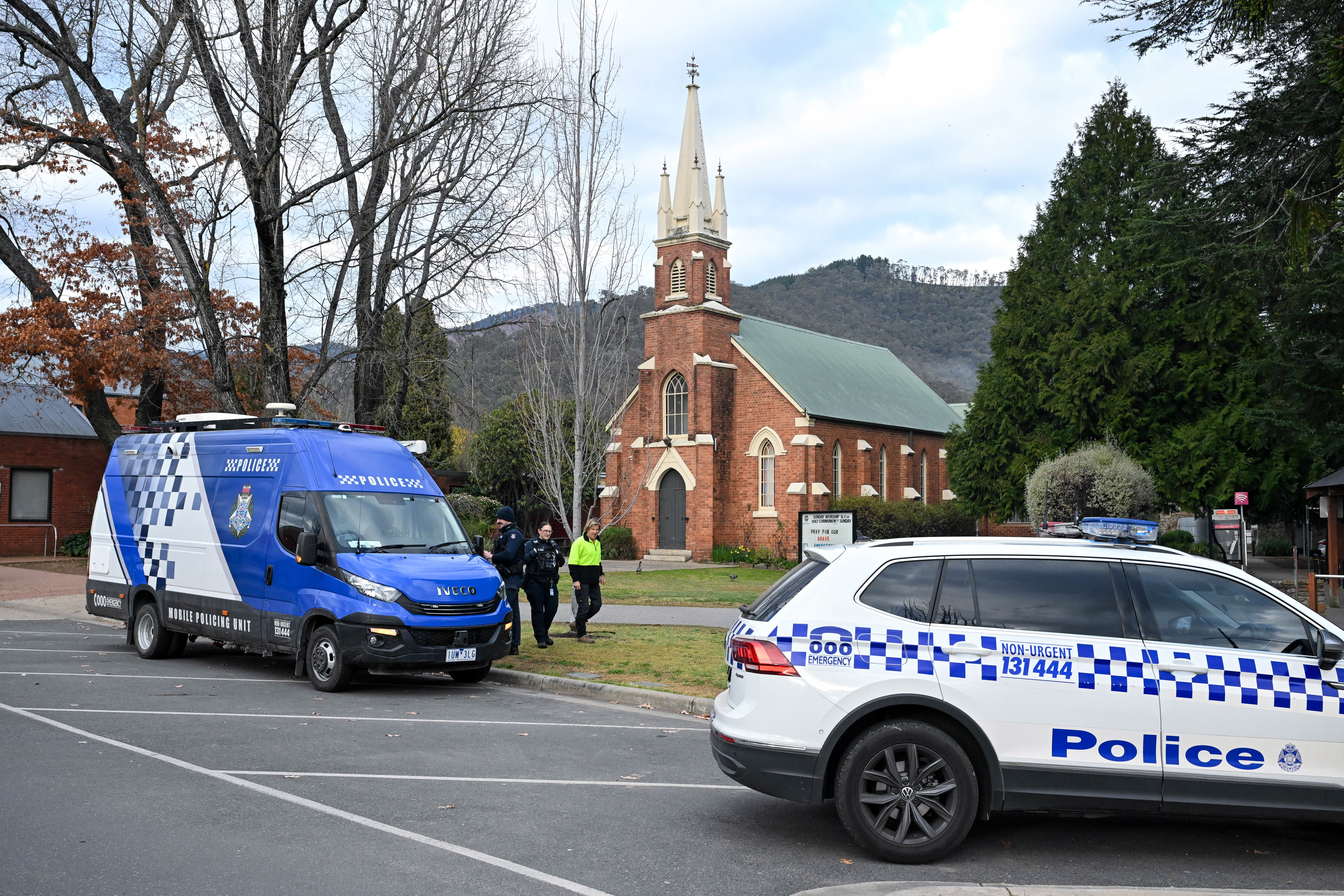 Porepunkah police shooting. Police at the main Street of Bright. 2nd September 2025, The Age news Picture by JOE ARMAO