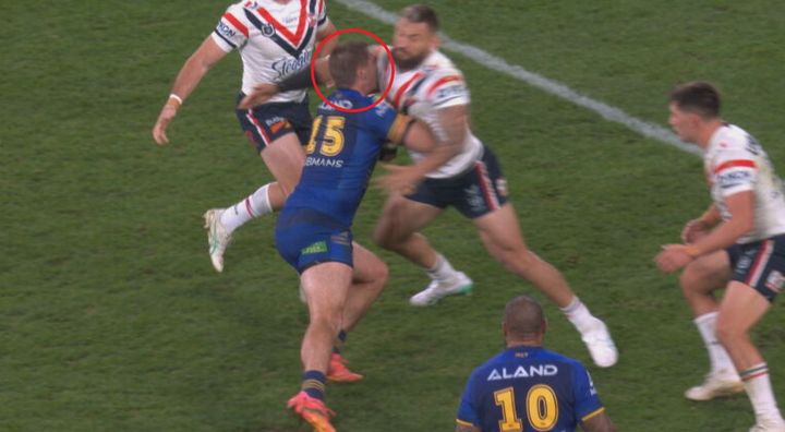 Jared Waerea-Hargreaves nails Shaun Lane.