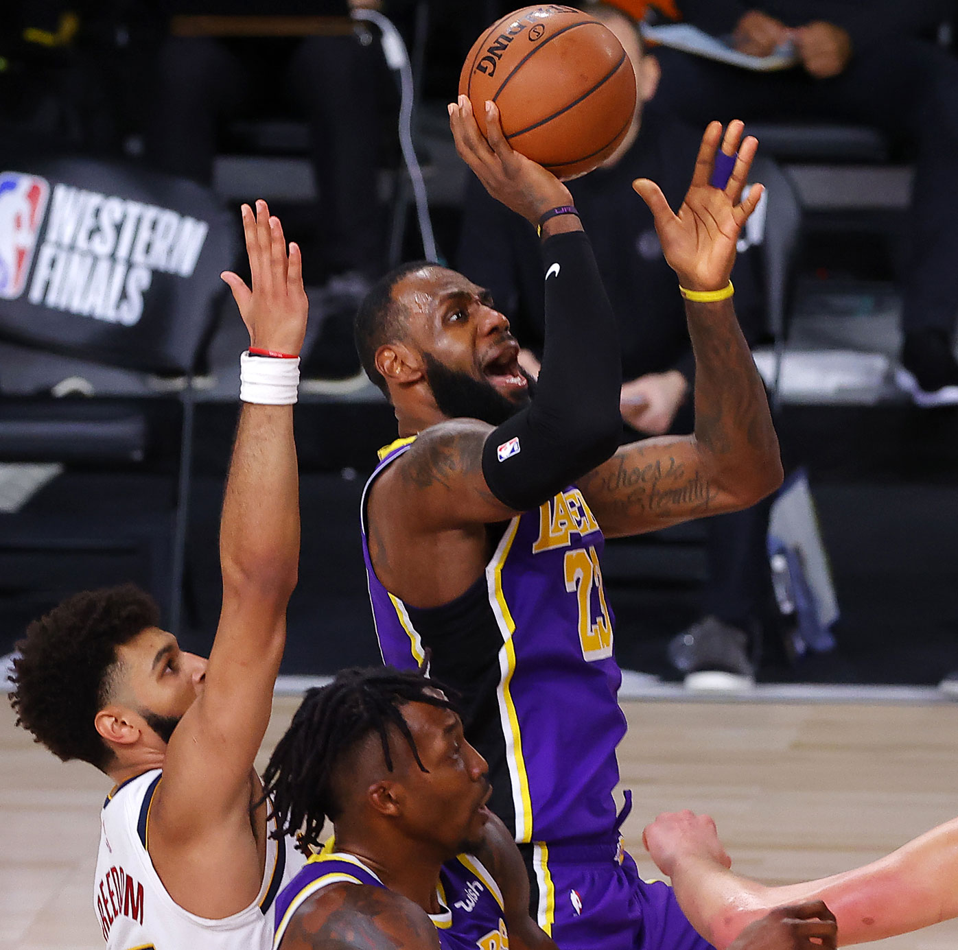 NBA results LeBron James tripledouble, Lakers beat Nuggets to win