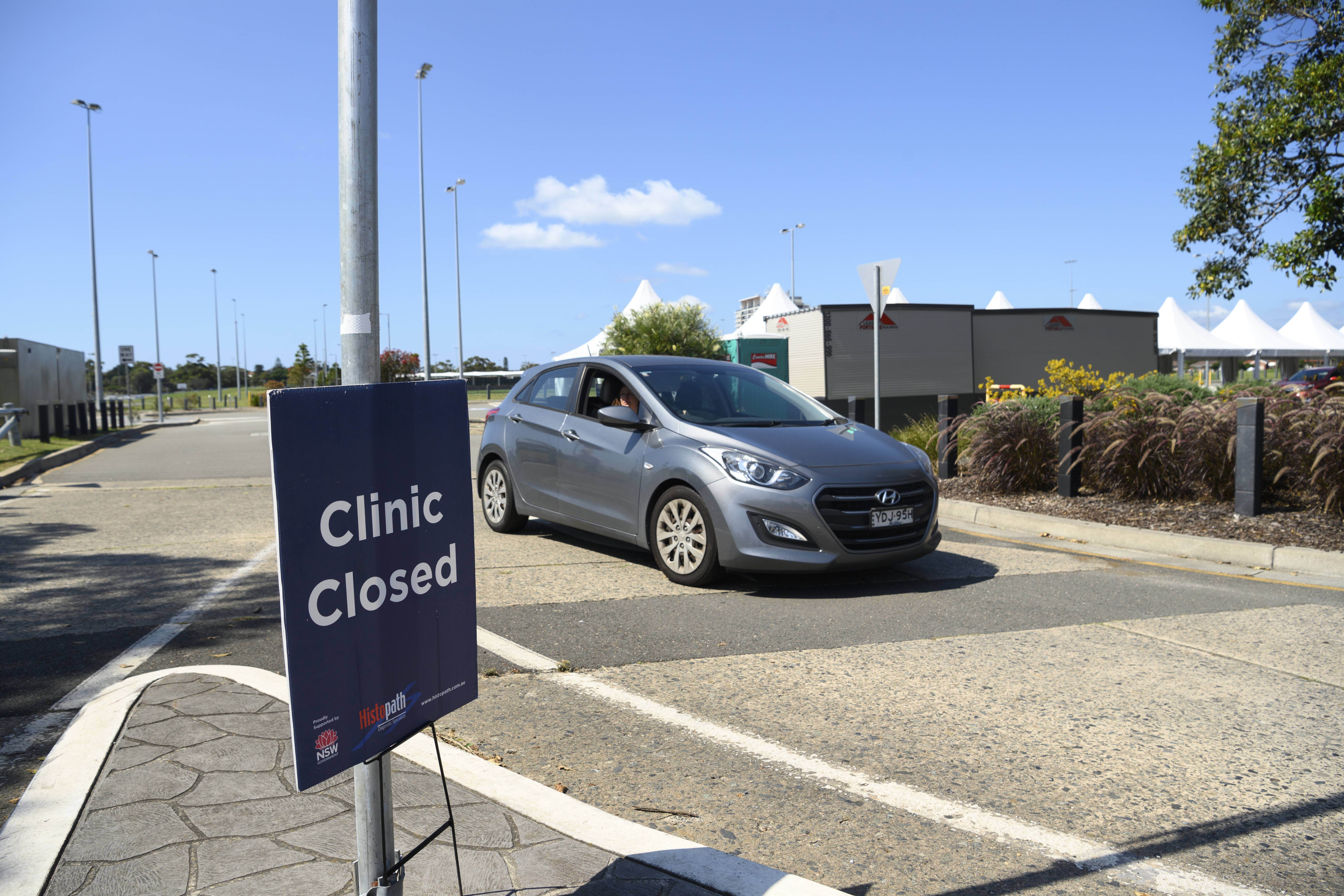 NSW records 6288 new COVID cases on Christmas day. Hefron Park COViD testing clinic is closed for Christmas. December 25, 2021. Photo: Rhett Wyman/SMH