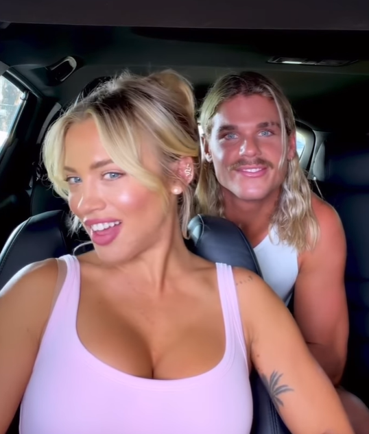 Tammy Hembrow and Bailey Smith 