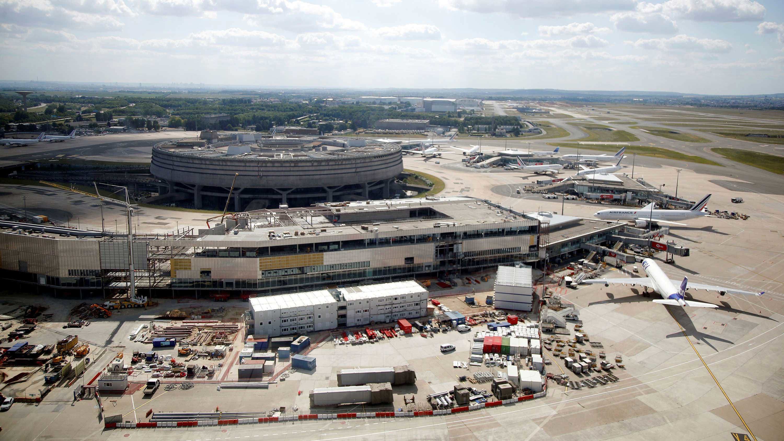 El pasajero lleva varios días detenido en el aeropuerto Charles de Gaulle.