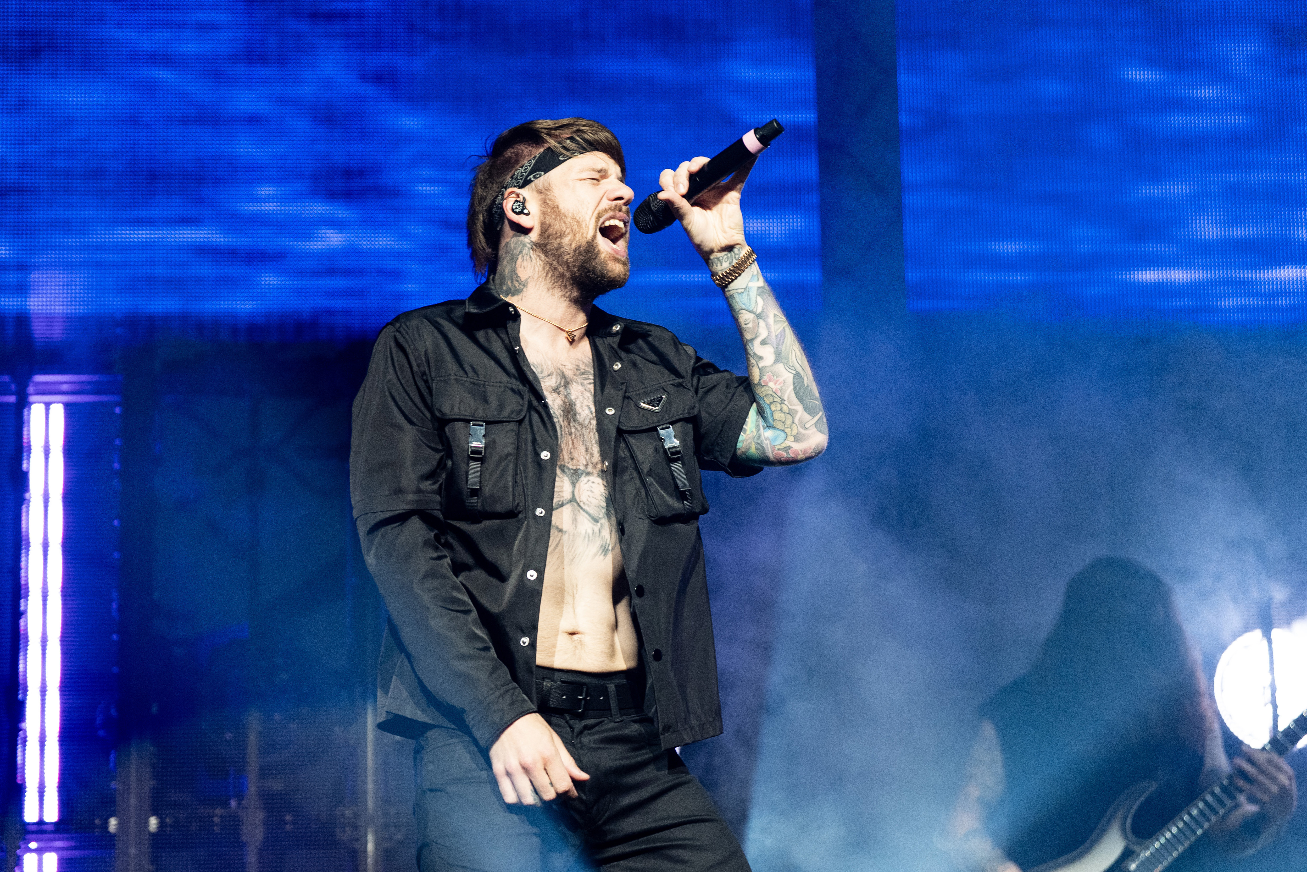 NEW ORLEANS, LOUISIANA - MAY 06: Caleb Shomo of Beartooth performs at Smoothie King Center on May 06, 2025 in New Orleans, Louisiana. (Photo by Erika Goldring/Getty Images)
