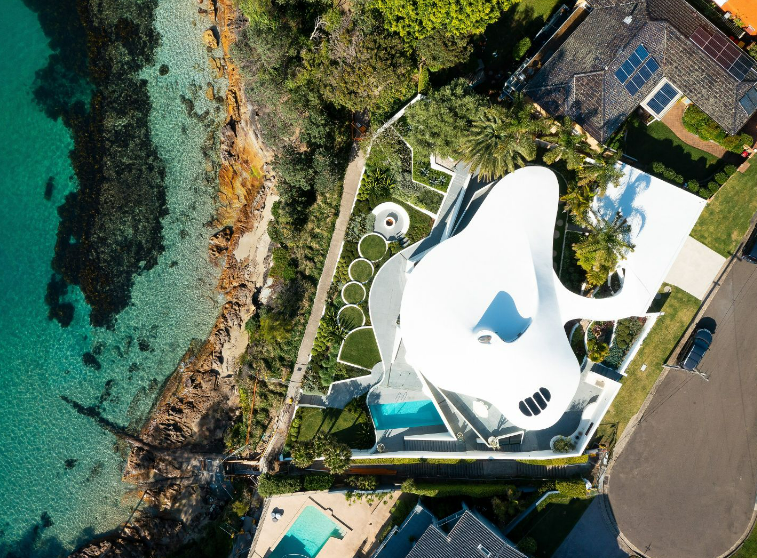 Sometimes you just need to let your imagination run wild… what a house.