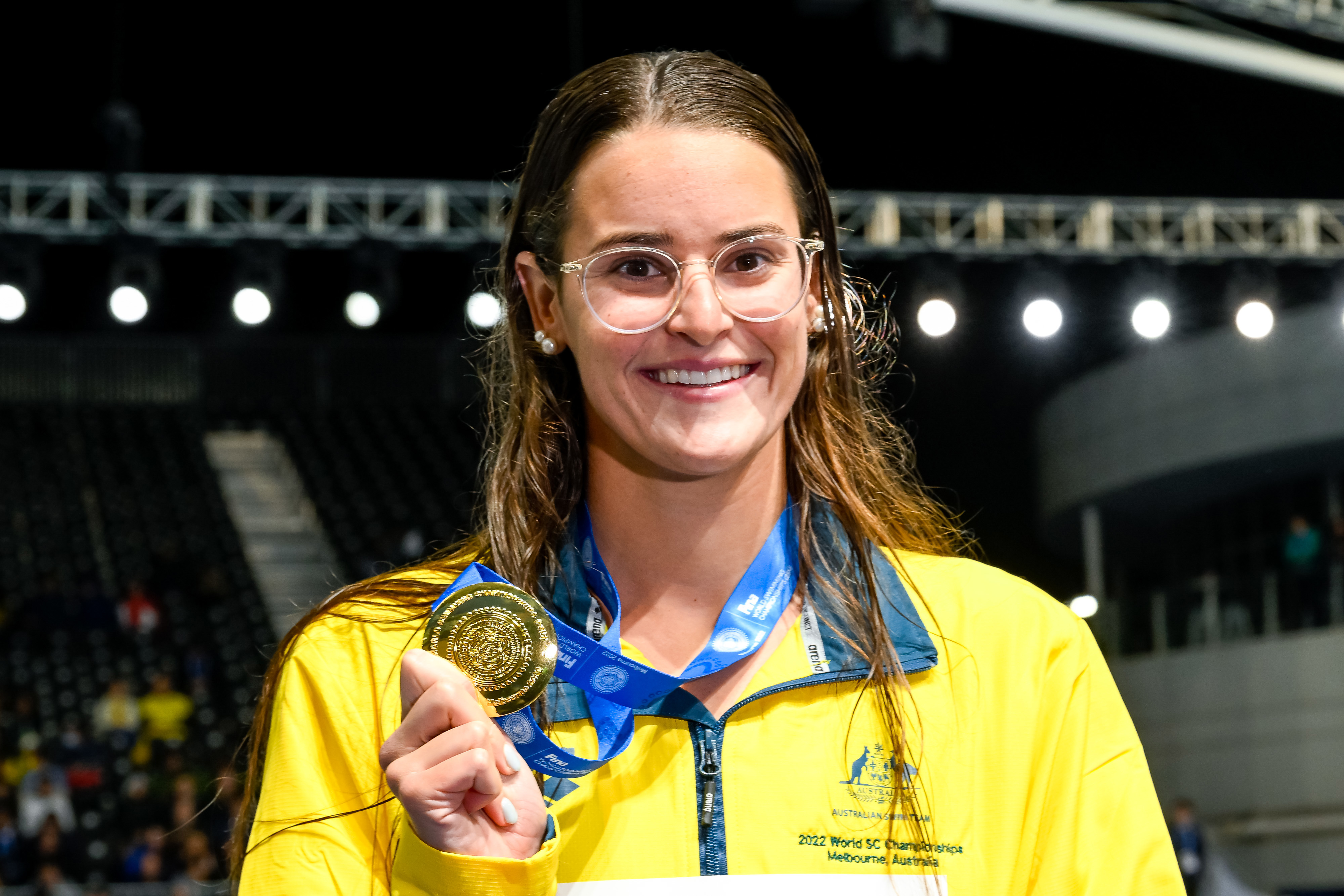 Swimming news 2023: Kaylee McKeown breaks 200m backstrong world record ...