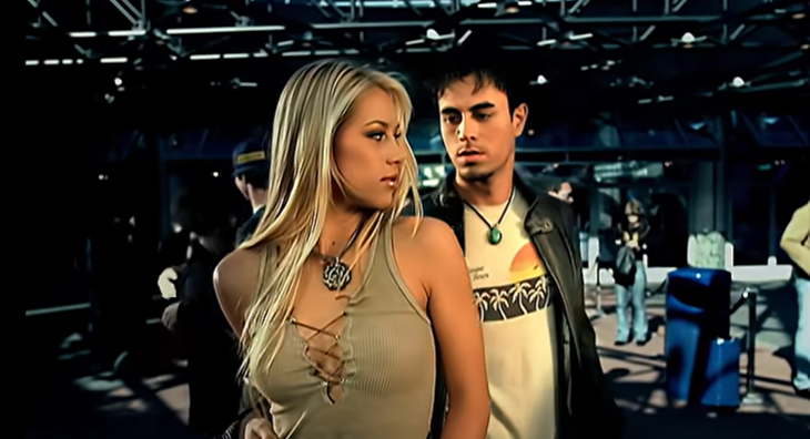 Enrique Iglesias and Anna Kournikova 