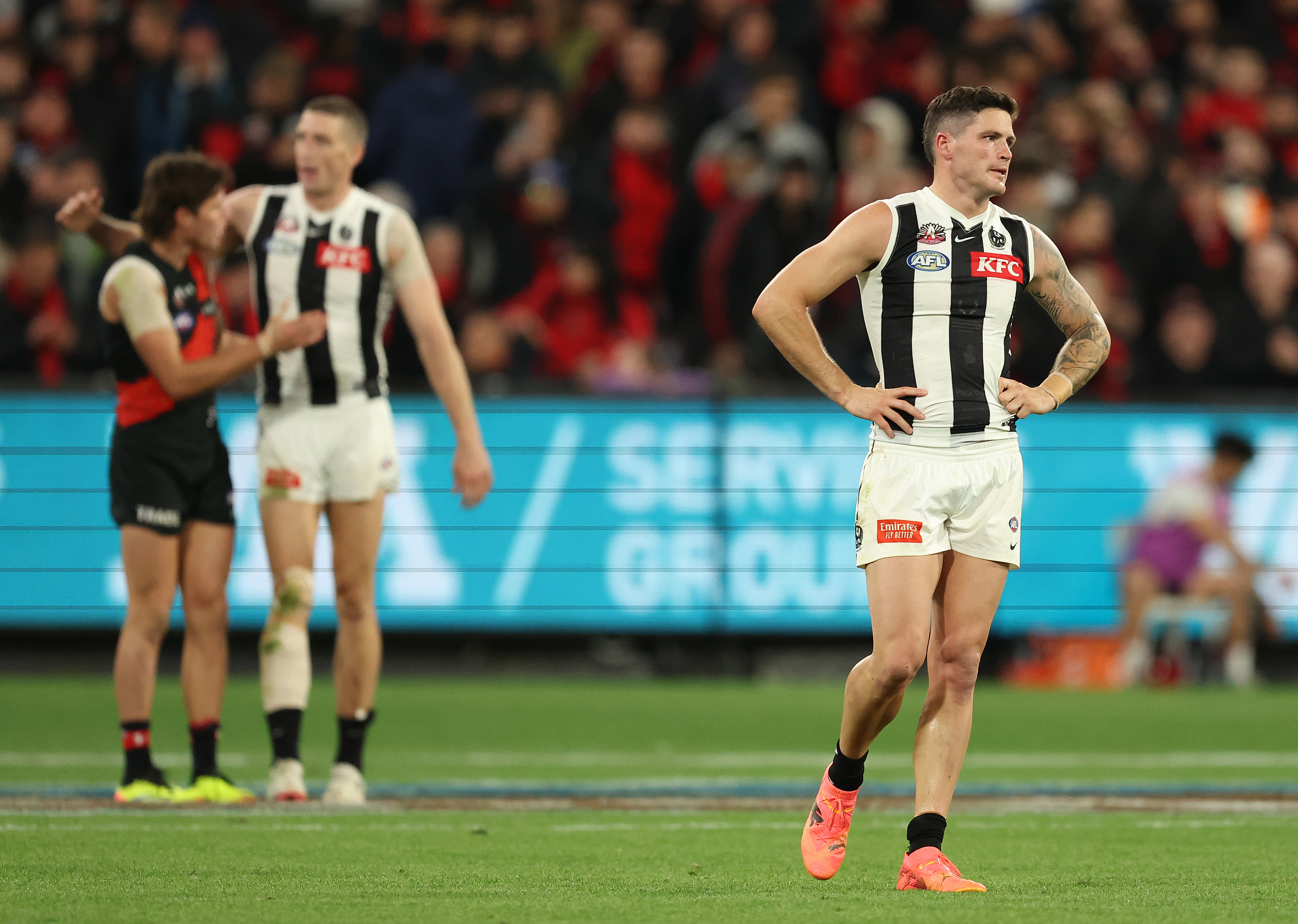 A draw between Bombers and Pies.