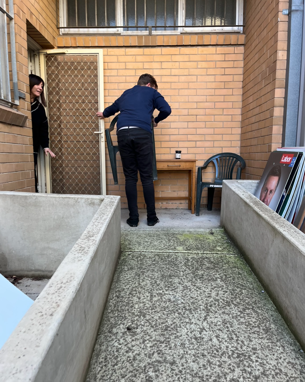 Shane Hryhorec has been using a wheelchair for the past 18 years and ran into an ironic and glaring issue at Health and Disability Minister Mark Butler's office in Port Adelaide.