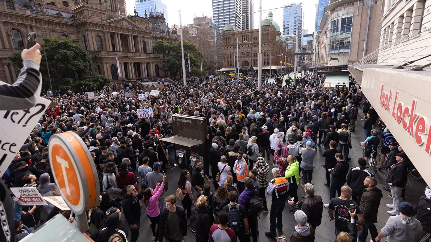 Lockdown protests cram into the streets of Sydney's CBD.