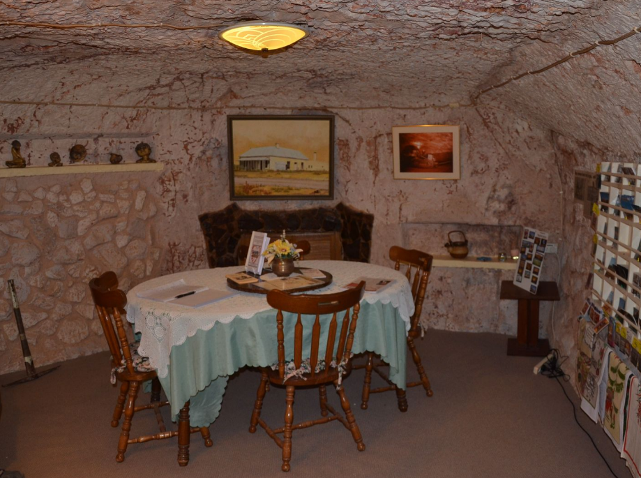 Coober Pedy's underground home with indoor pool is a rare gem