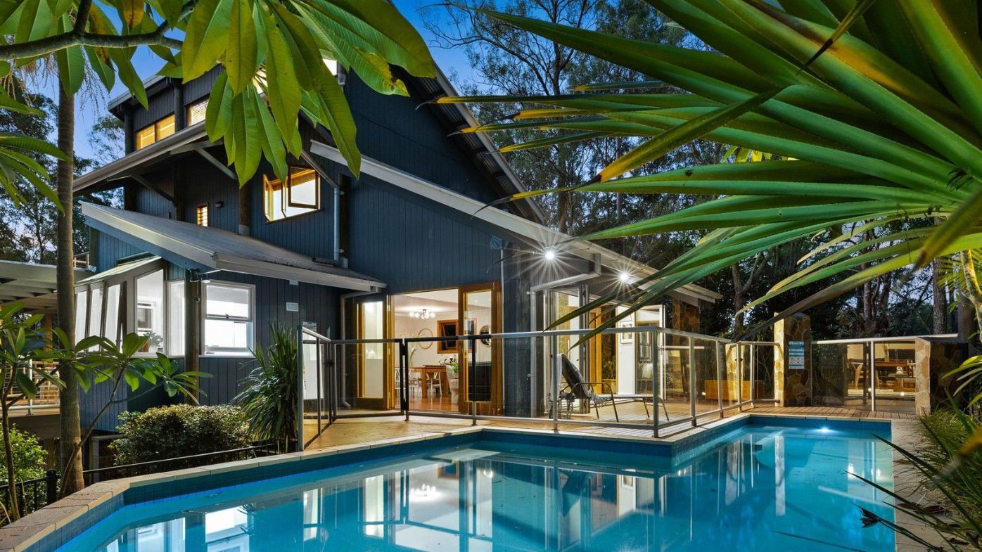 Real estate property queensland pool tropical Domain