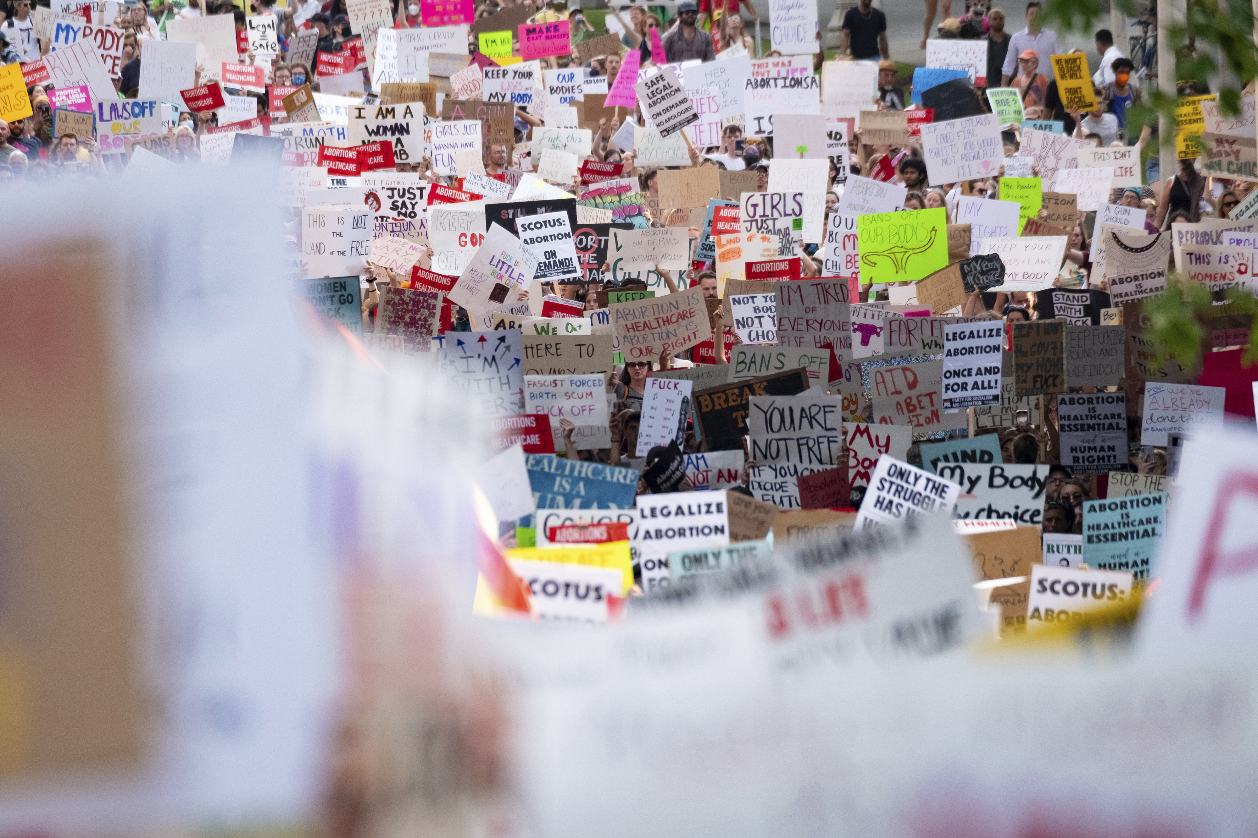 Protestas recorren EE.UU. tras revocación del derecho al aborto