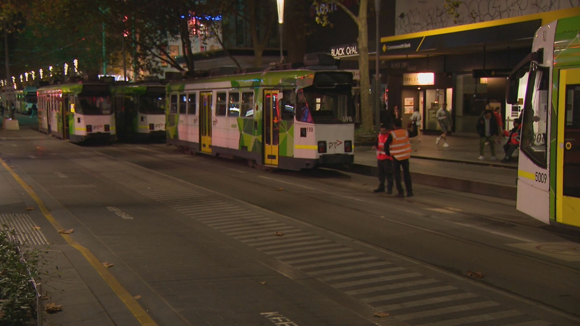 A large tram route shutdown in the CBD on Wednesday night following a problem with the overhead wires.