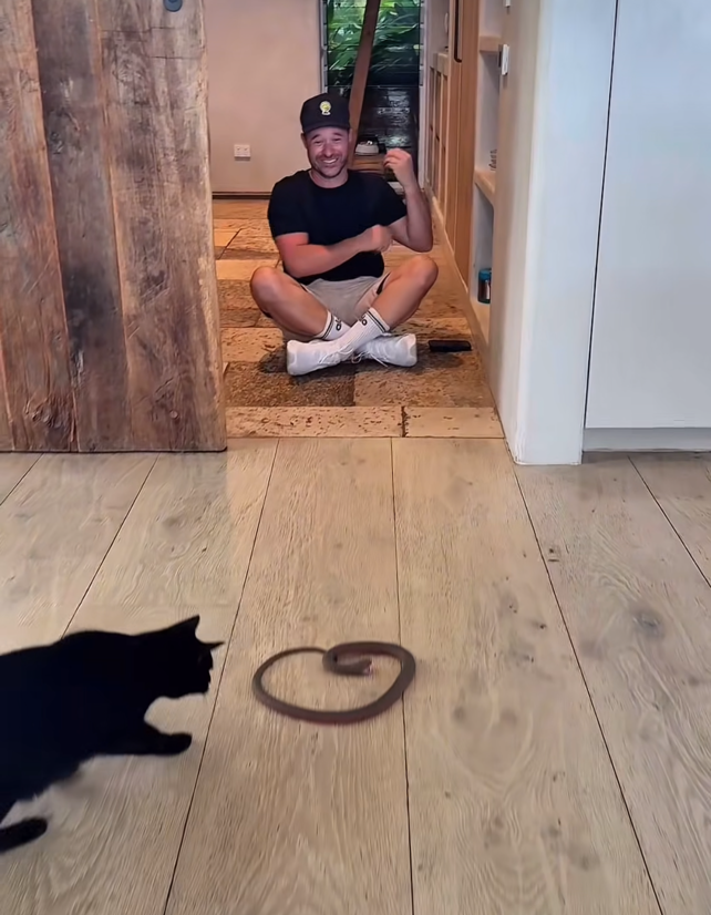 Chris Hemsworth pranked with fake snake by friends