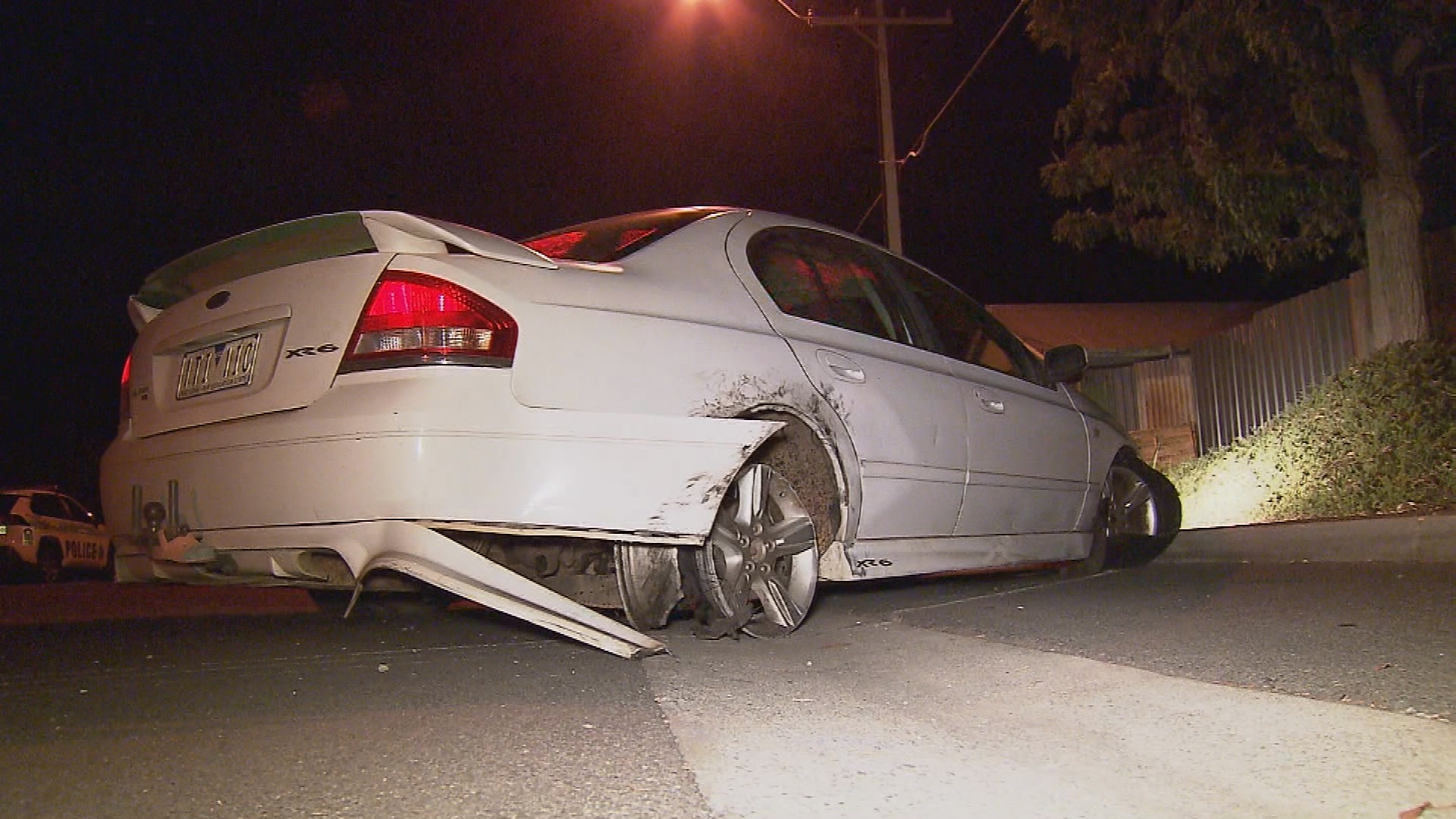 Man jumps into ocean during alleged police pursuit in Adelaide